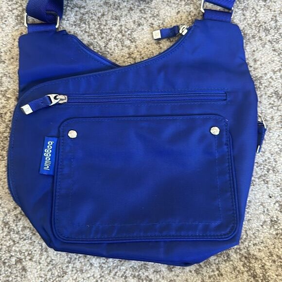 Baggallini Savvy Top Zip Crossbody Bag - Picture 2 of 6